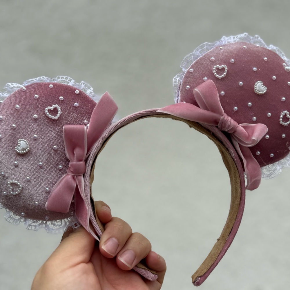Just a girly Pop Mouse/Disney Ears